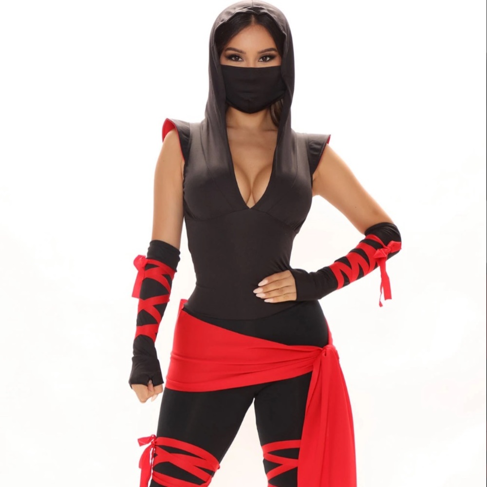 Silent Ninja 4 Piece Costume Set